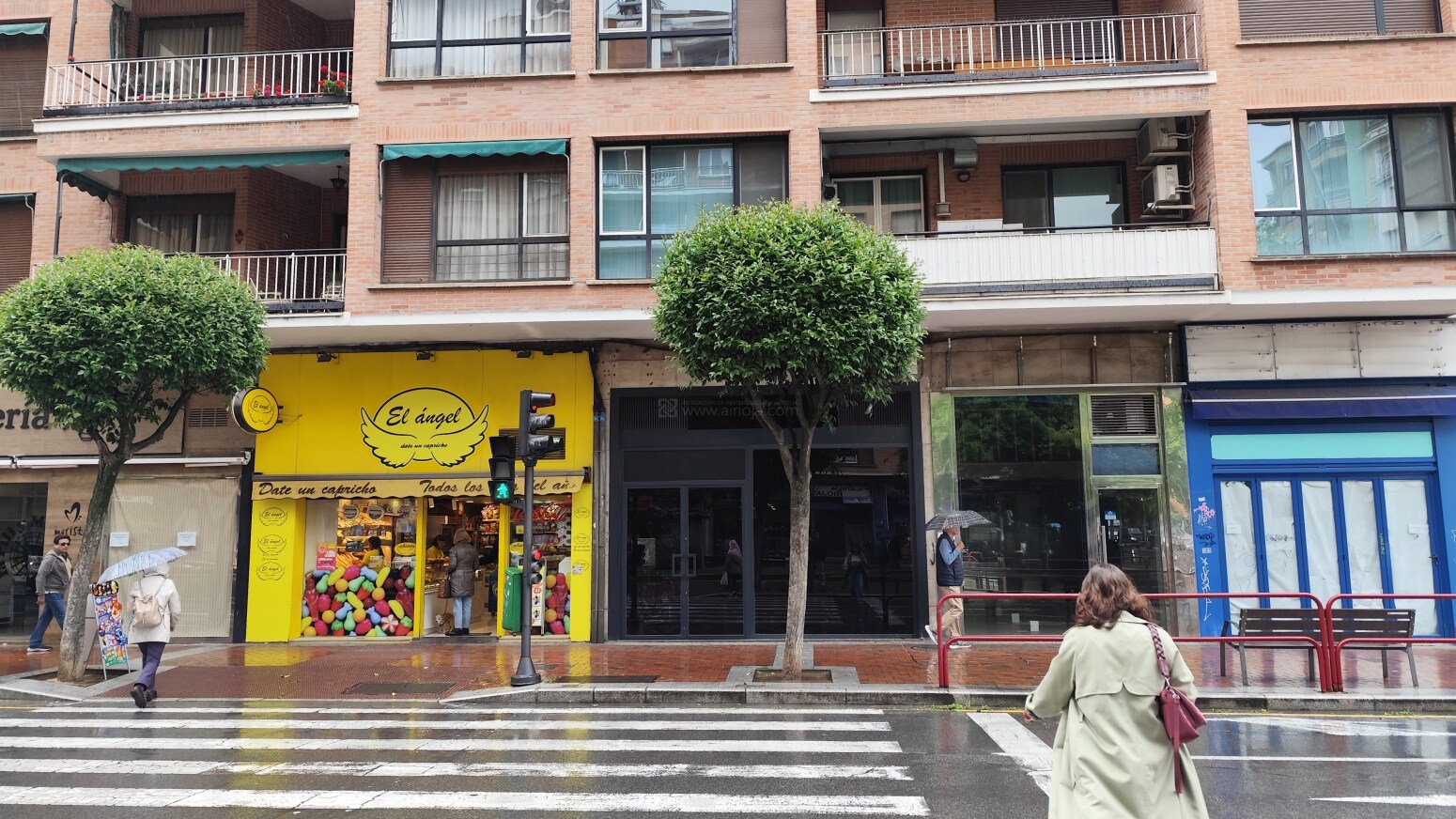 Local commercial dans Logroño, La Rioja à louer Photo principale– Image 1 sur 2