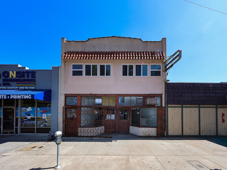 14426 Friar St, Van Nuys, CA à vendre - Photo de l’immeuble – Image 1 sur 45