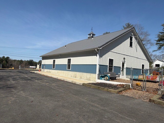 68 S Main St, Berkley, MA à vendre - Photo de l’immeuble – Image 2 sur 2