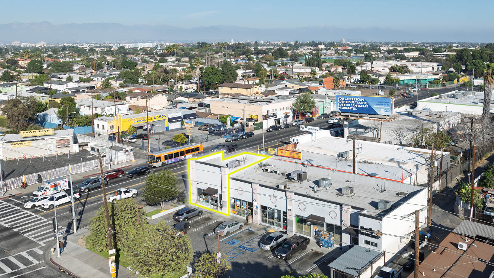 8600 S Central Ave, Los Angeles, CA à louer Photo de l’immeuble– Image 1 sur 7