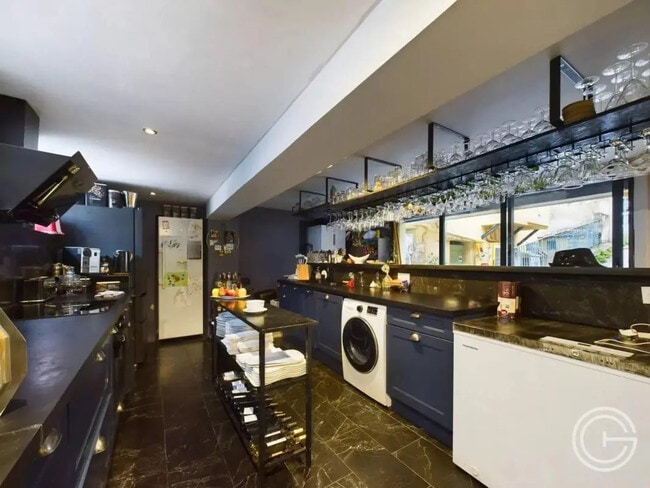 Plus de détails pour 4 Rue Beaumont, Nice - Local commercial à vendre