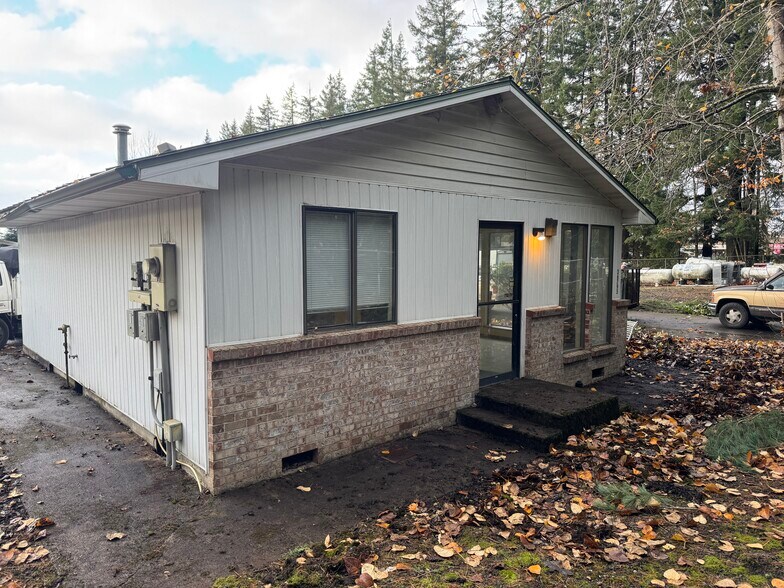 36795 Industrial Way, Sandy, OR à louer - Photo de l’immeuble – Image 2 sur 12