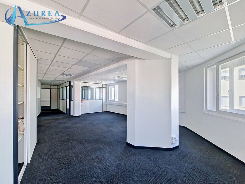 Bureau dans Nice à vendre - Photo intérieure – Image 2 sur 9