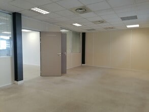 Bureau dans La Ciotat à louer Photo intérieure– Image 2 sur 6