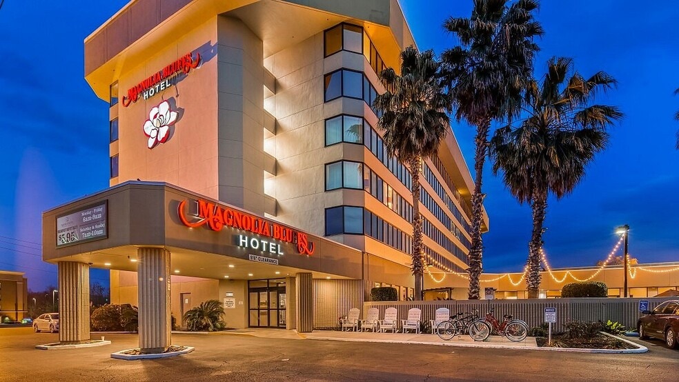 645 S Canal St, Natchez, MS à vendre - Photo principale – Image 1 sur 1