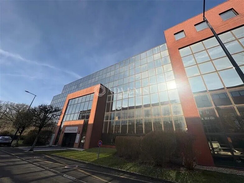 Bureau dans Meudon à louer - Photo de l’immeuble – Image 1 sur 5