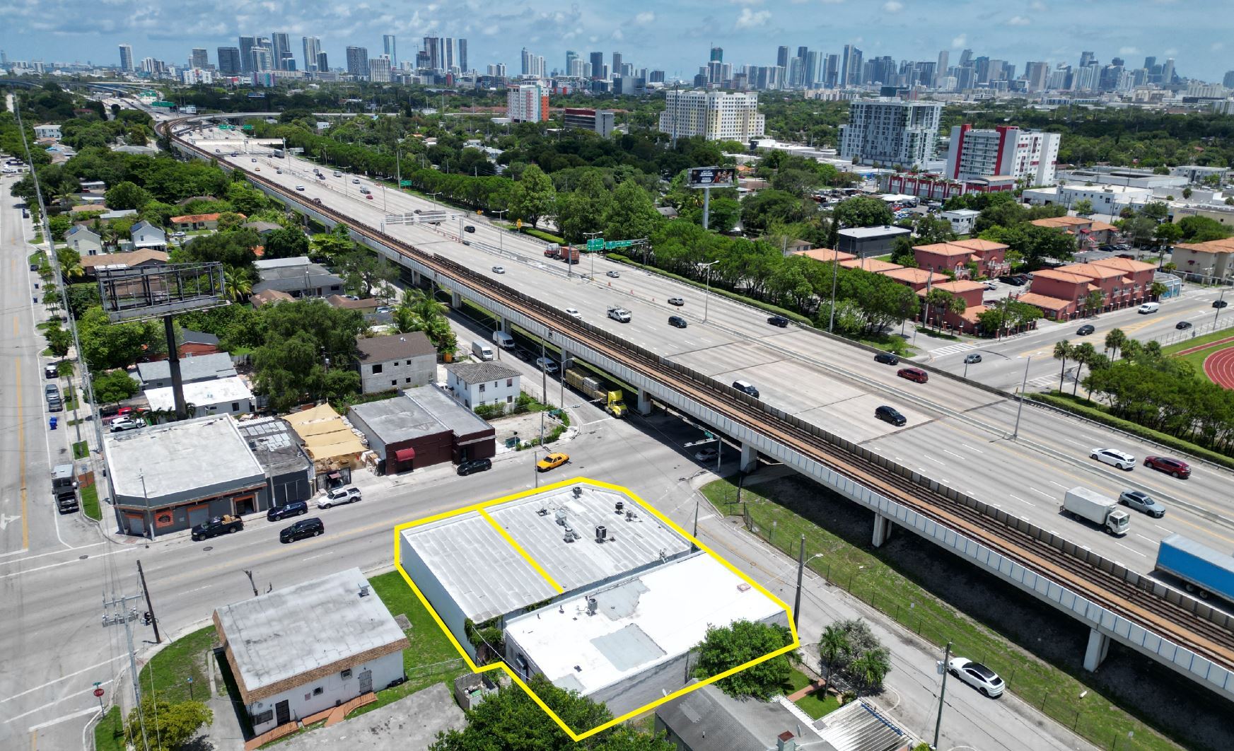 4000 NW 17th Ave, Miami, FL à vendre Photo de l’immeuble– Image 1 sur 11