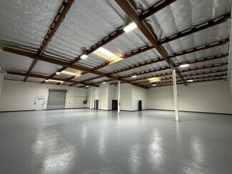 Plus de détails pour 4040 N Palm St, Fullerton, CA - Industriel/Logistique à louer