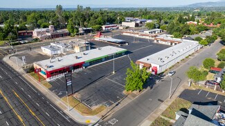 Plus de détails pour 2920-2972 Churn Creek Rd, Redding, CA - Local commercial à louer