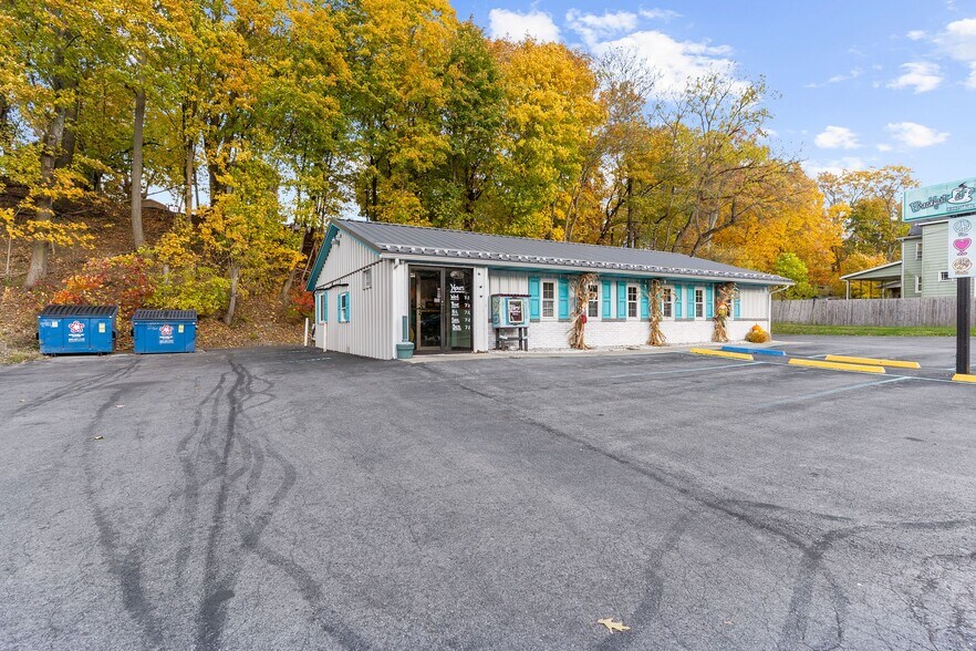 45 S Walnut St, Sharpsville, PA à vendre - Photo de l’immeuble – Image 3 sur 33