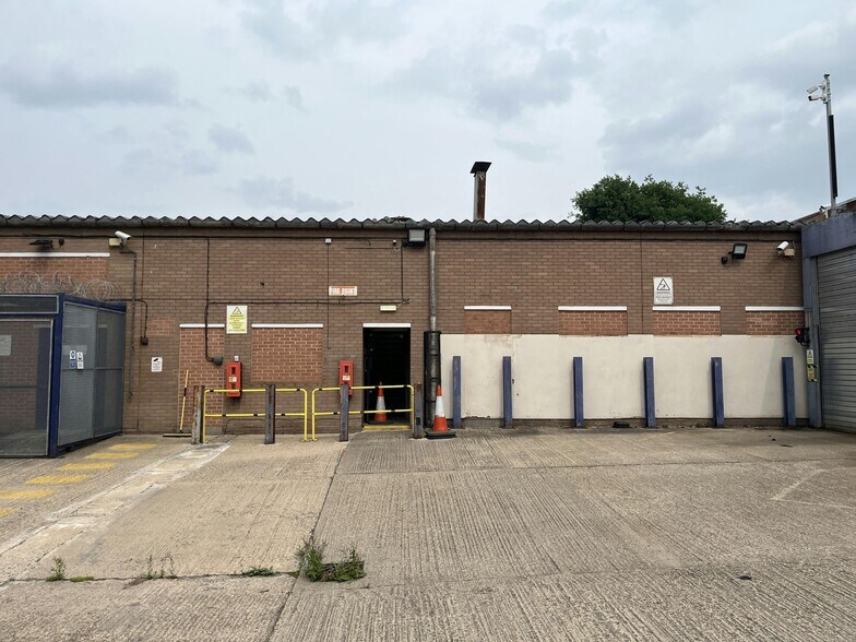 Rowley Dr, Coventry à louer - Photo de l’immeuble – Image 3 sur 13