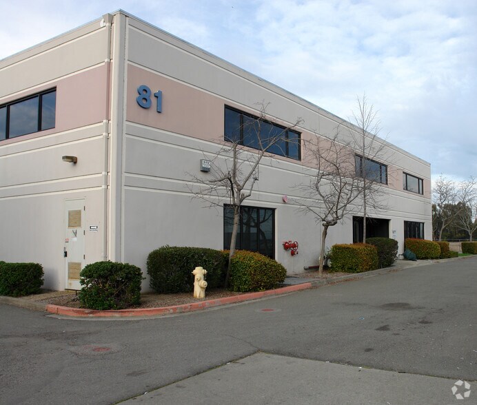 81 Digital Dr, Novato, CA à louer - Photo de l’immeuble – Image 2 sur 2