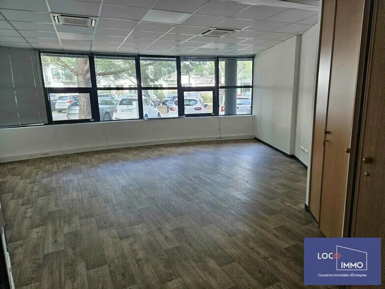Bureau dans Mérignac à louer - Photo de l’immeuble – Image 2 sur 7