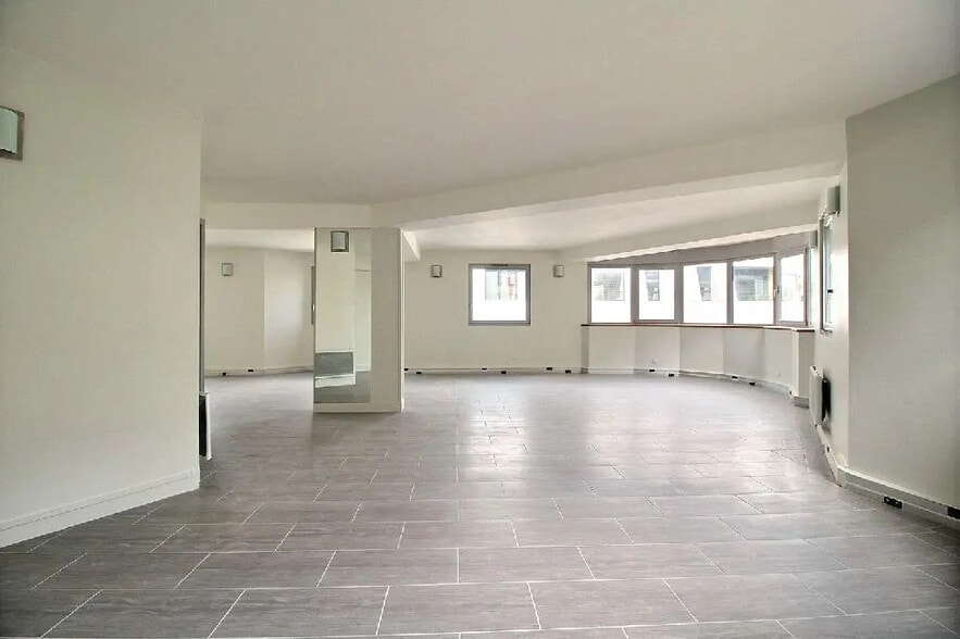 18 Rue Mademoiselle, Paris à louer - Photo intérieure – Image 2 sur 9