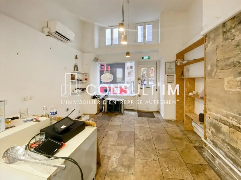 Local commercial dans Paris à vendre - Photo de l’immeuble – Image 3 sur 7