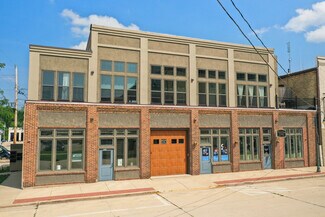 Plus de détails pour 109 N 2nd St, Whitewater, WI - Local d'activités à louer
