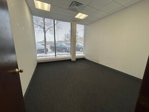 9415 S Western Ave, Chicago, IL à louer Photo de l’immeuble– Image 2 sur 3