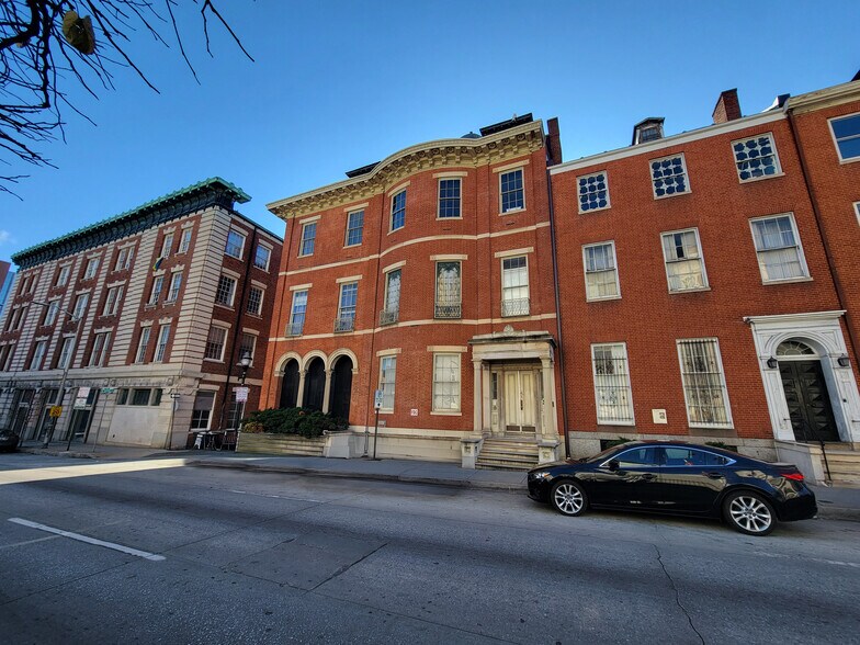 7 W Mulberry St, Baltimore, MD à louer - Photo de l’immeuble – Image 1 sur 3
