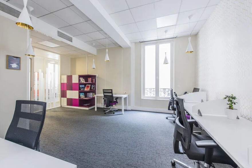 13 Rue Taitbout, Paris à louer - Photo de l’immeuble – Image 1 sur 18
