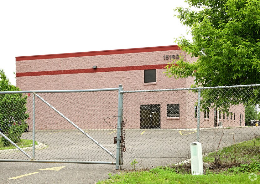 15183 N Freeland Ave N, Hugo, MN à louer - Photo de l’immeuble – Image 2 sur 2