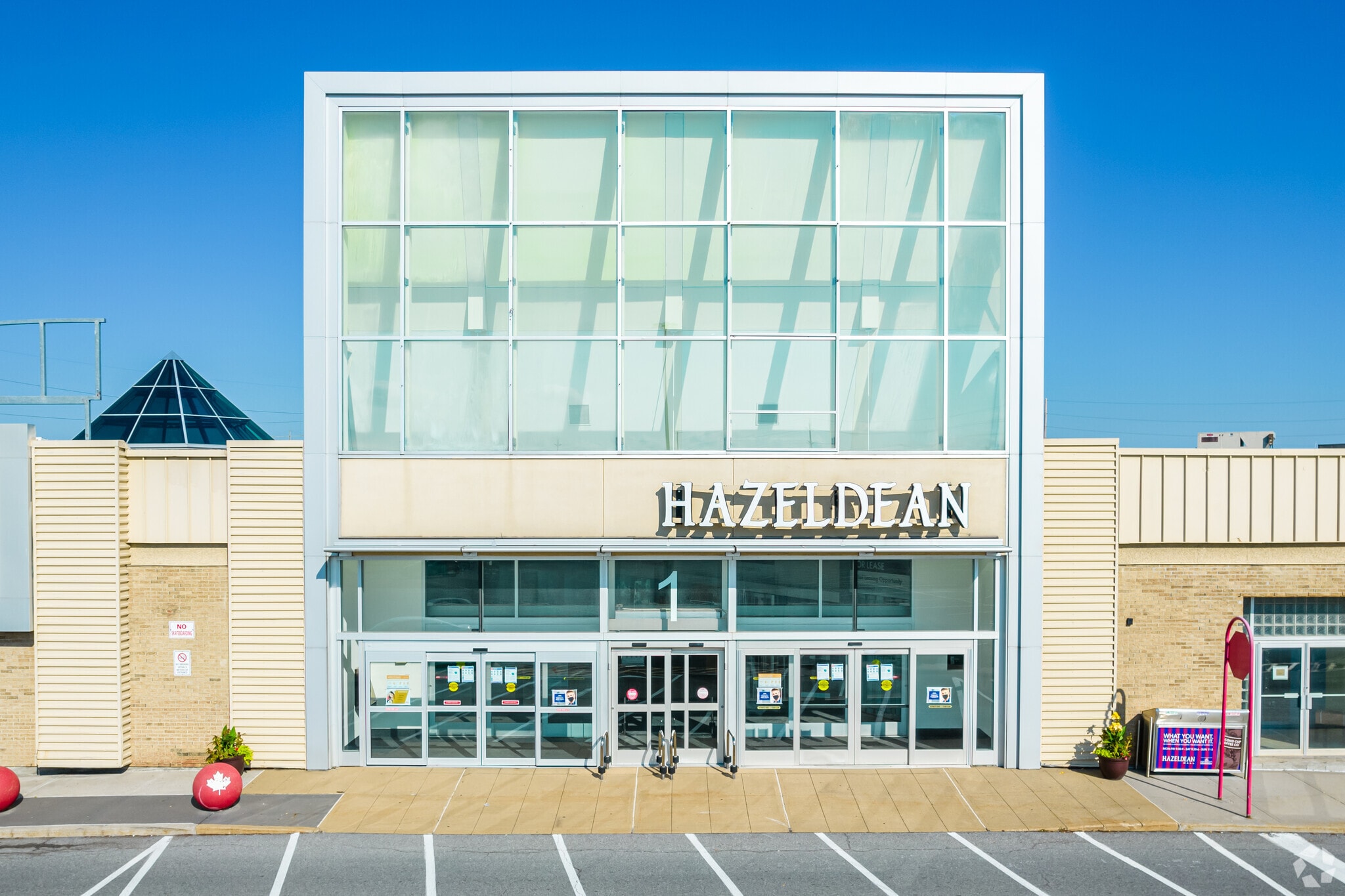 300 Eagleson Rd, Ottawa, ON à louer Photo principale– Image 1 sur 12