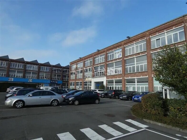 Bureau dans Tourcoing à louer - Photo de l’immeuble – Image 3 sur 13