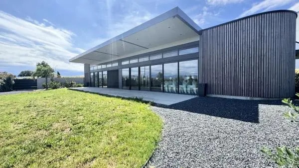 Local commercial dans Perpignan à vendre Photo de l’immeuble– Image 1 sur 2