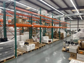 4504-4506 Bennett Memorial Rd, Durham, NC à louer Photo intérieure– Image 2 sur 6