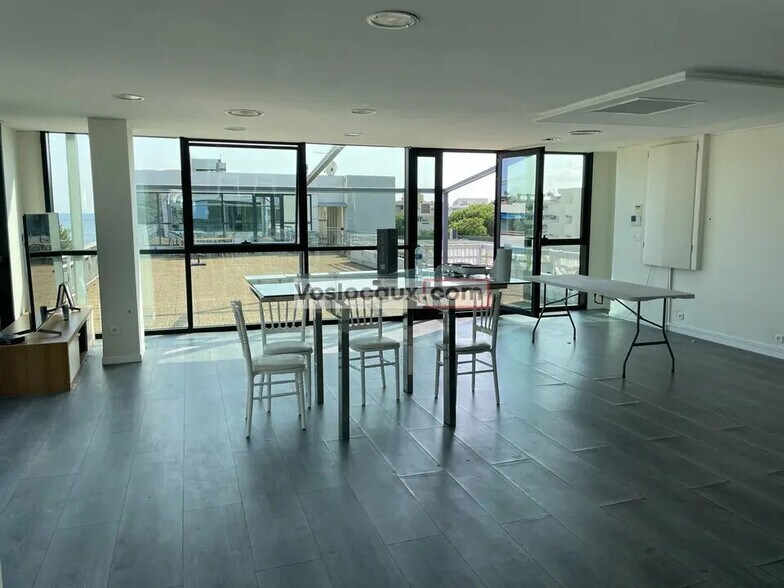 Bureau dans Saint-Laurent-du-Var à louer - Photo de l’immeuble – Image 3 sur 5