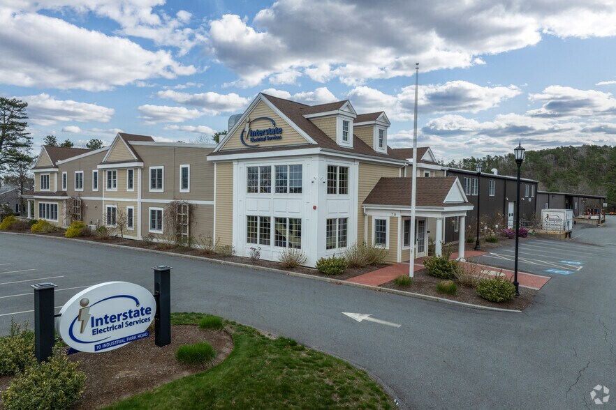 70 Industrial Park Rd, Plymouth, MA à louer - Photo de l’immeuble – Image 1 sur 8