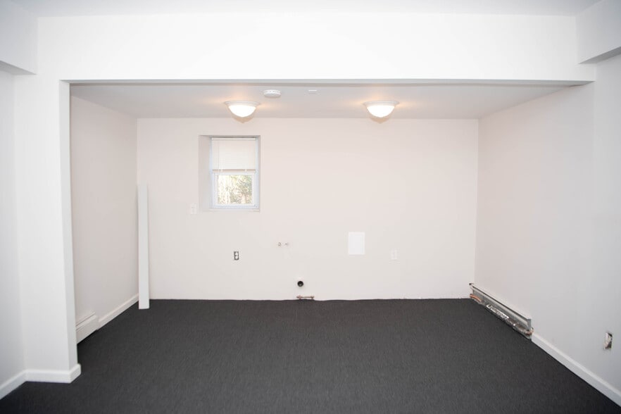 249 N Middletown Rd, Pearl River, NY à vendre - Photo intérieure – Image 2 sur 27