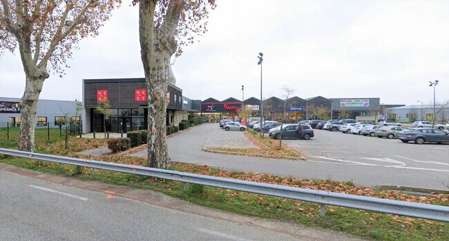 Plus de détails pour Local commercial à louer