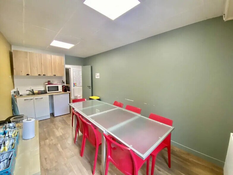 Bureau dans Boulogne-Billancourt à louer - Photo de l’immeuble – Image 3 sur 9