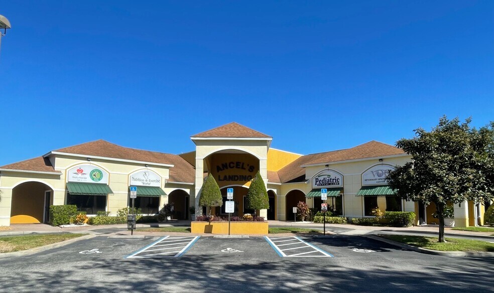 11309 Lake Underhill Rd, Orlando, FL à louer - Photo de l’immeuble – Image 1 sur 27