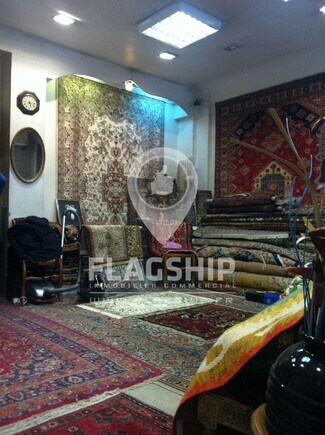 Plus de détails pour Local commercial à louer