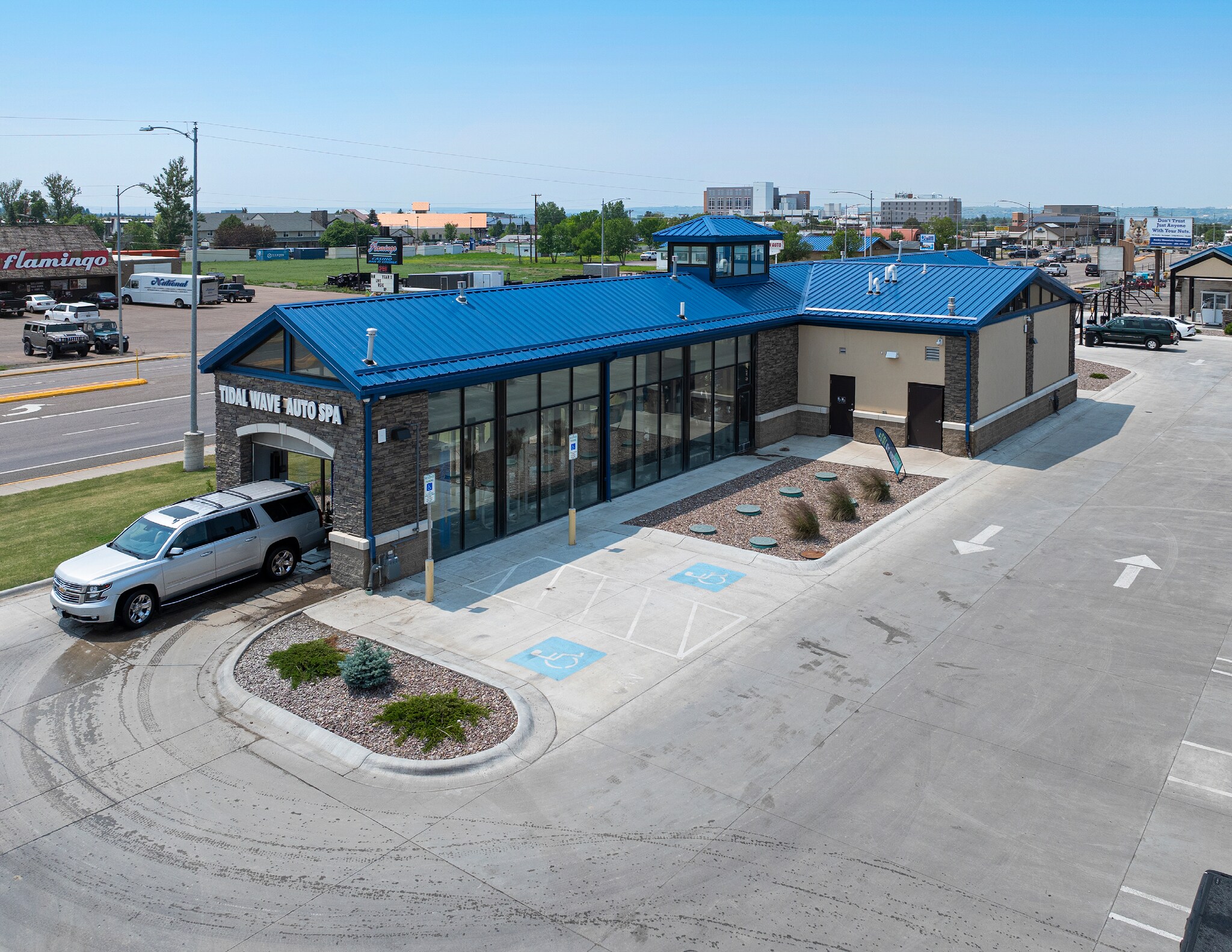 3051 10th Ave S, Great Falls, MT à vendre Photo principale– Image 1 sur 3