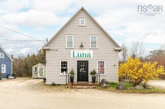 Plus de détails pour 3760 Highway 3, Chester, NS - Local commercial à vendre