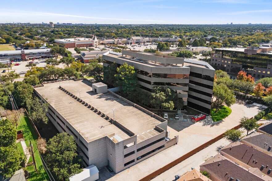 18383 Preston Rd, Dallas, TX à louer - Photo de l’immeuble – Image 2 sur 25