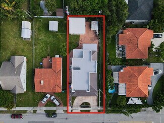 Plus de détails pour 1721 SW 24th Ter, Miami, FL - Logement à vendre