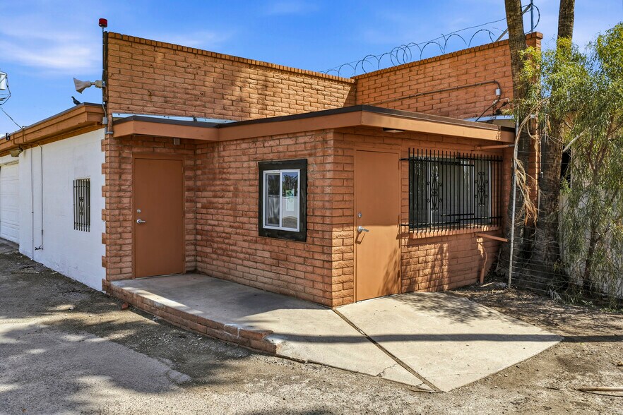 12 W Southern Ave, Mesa, AZ à louer - Photo de l’immeuble – Image 1 sur 3