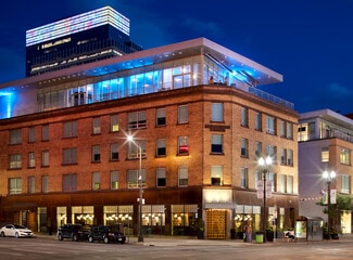 Plus de détails pour 901 Hennepin Ave, Minneapolis, MN - Local commercial à louer