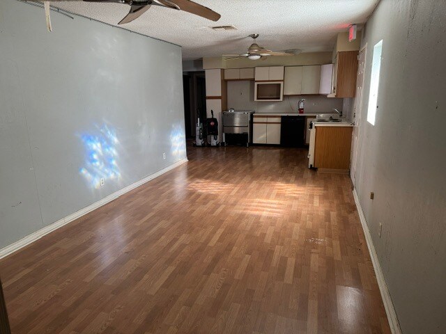 4320 Gulf Fwy, La Marque, TX à vendre - Photo de l’immeuble – Image 3 sur 12