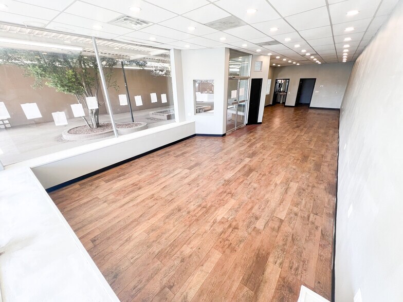 1000-1108 N Midkiff Rd, Midland, TX à louer - Photo de l’immeuble – Image 3 sur 13