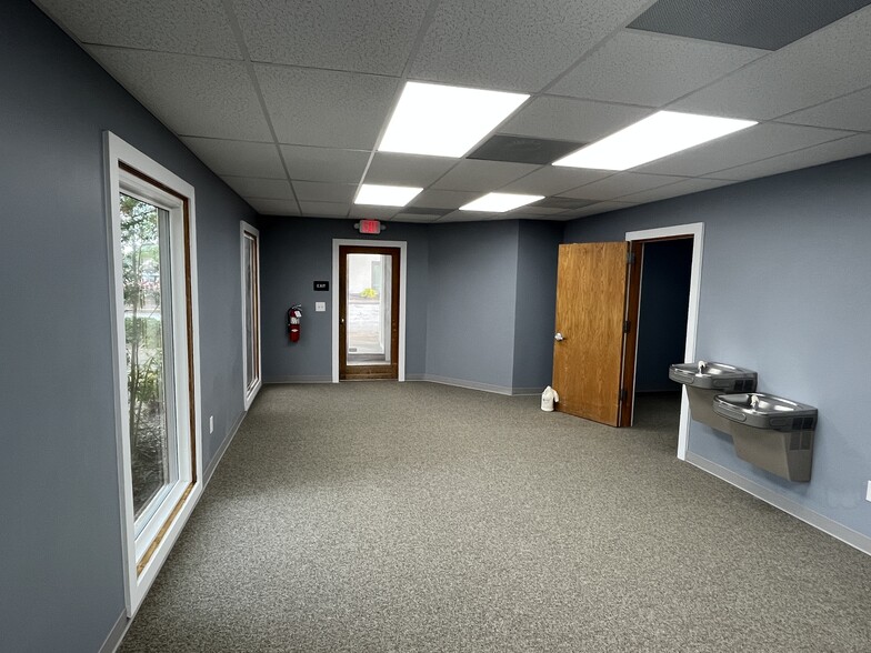 554 Memorial Drive Ext, Greer, SC à vendre - Photo intérieure – Image 2 sur 20