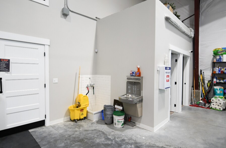 2 N 580 W, Blackfoot, ID à louer - Photo de l’immeuble – Image 2 sur 25