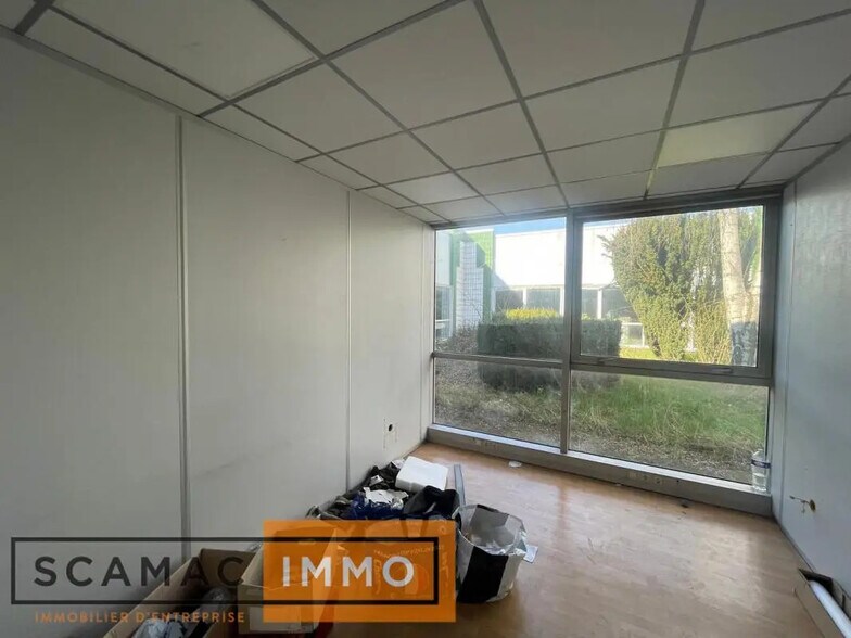 Bureau dans Villebon-sur-Yvette à louer - Photo intérieure – Image 3 sur 10