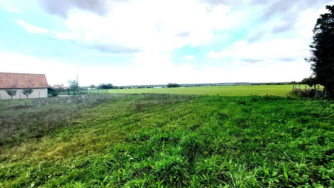 Plus de détails pour Terrain à vendre