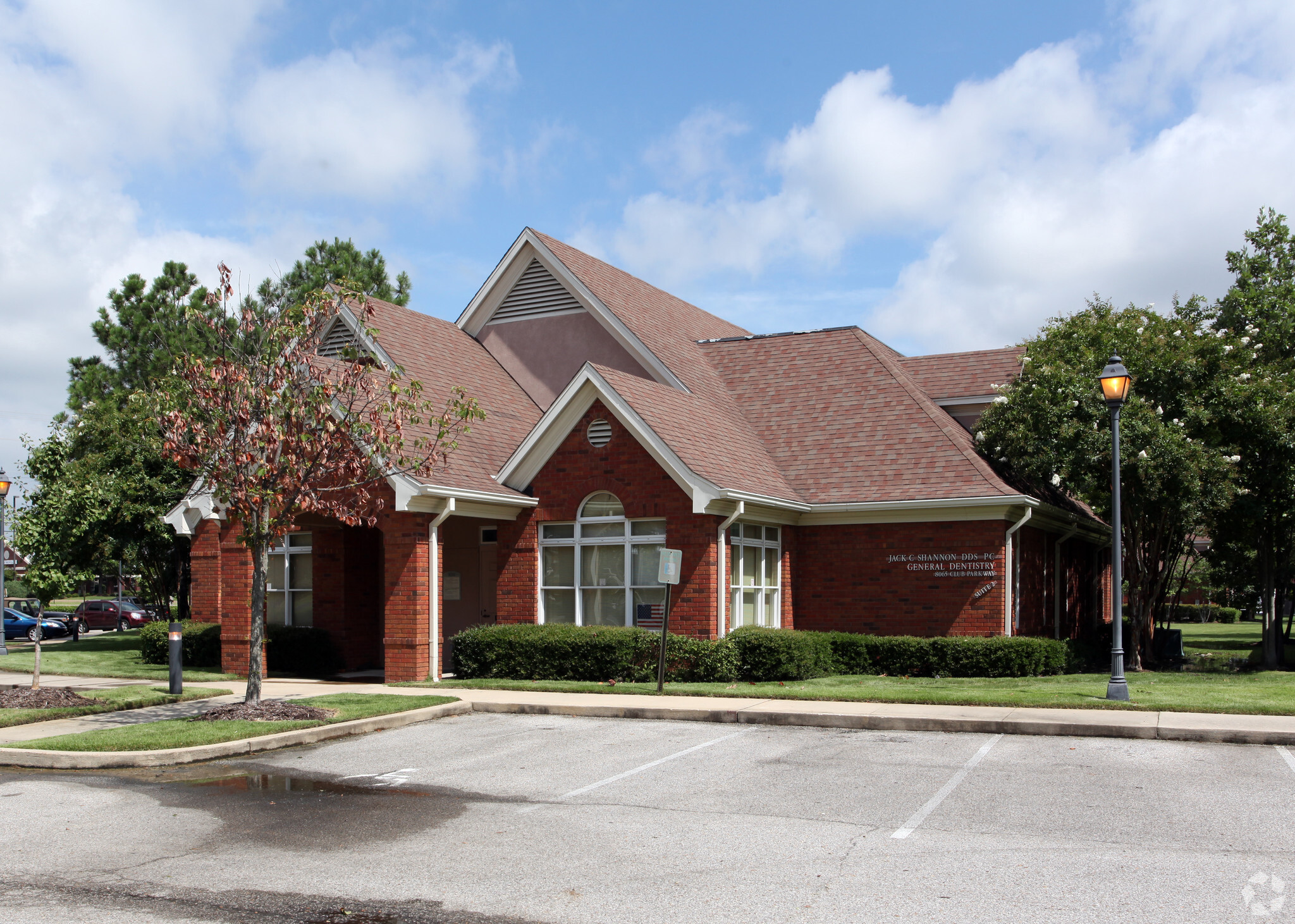 8065 Club Pky, Cordova, TN à louer Photo principale– Image 1 sur 5