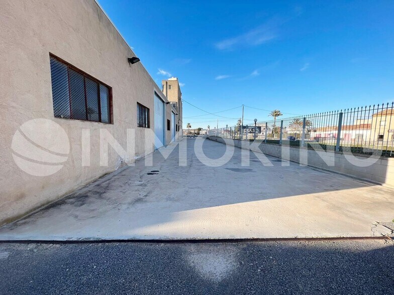 Industriel/Logistique dans Murcia, Murcia à vendre - Photo de l’immeuble – Image 2 sur 9