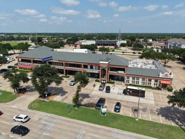 2301 N Central Expy, Plano, TX à louer - Photo de l’immeuble – Image 2 sur 5